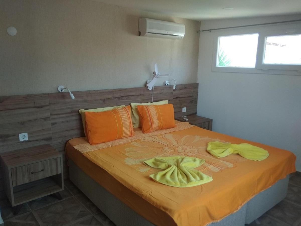 Paddys Apartments Ovacik Oludeniz Ngoại thất bức ảnh