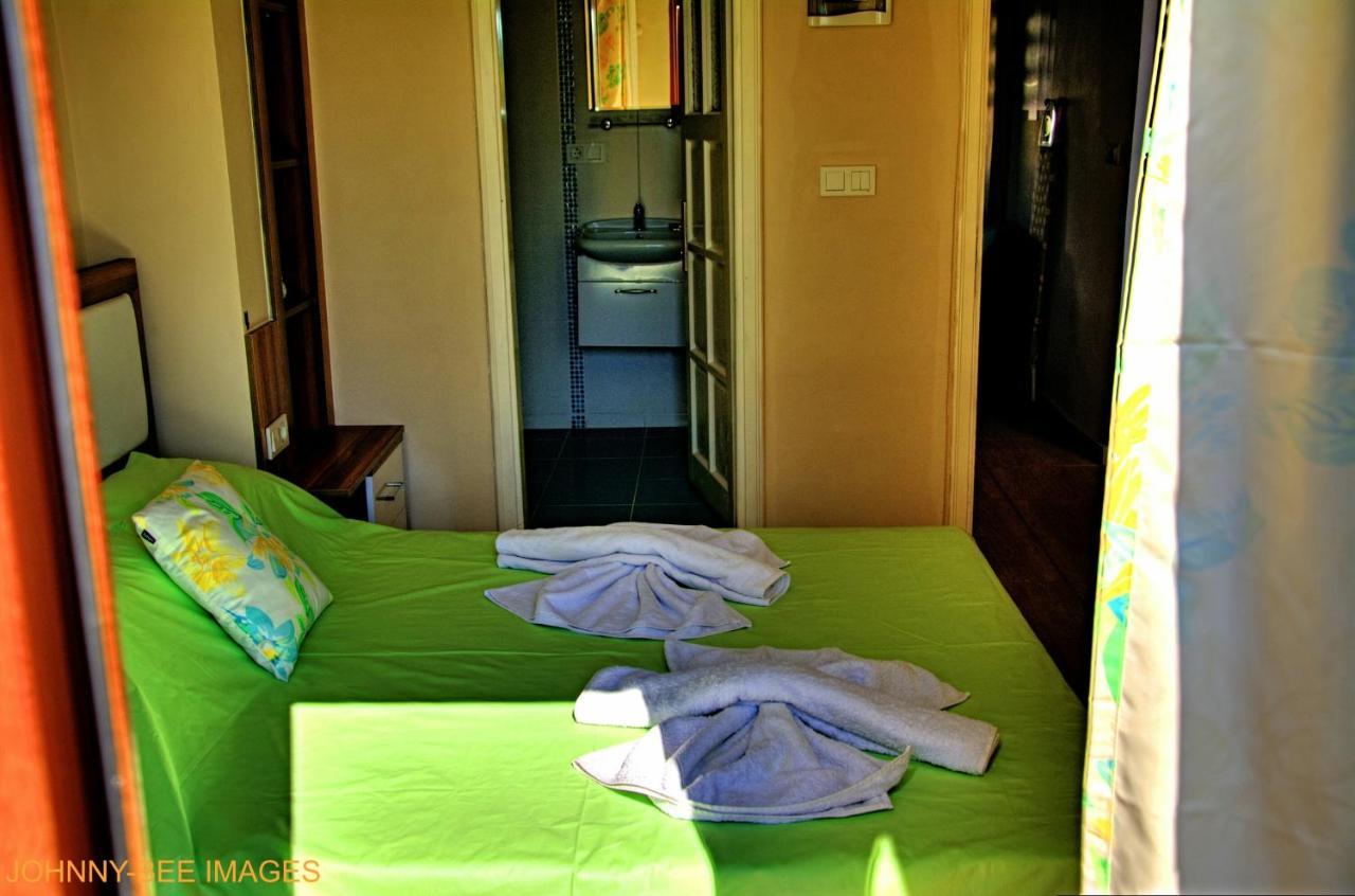Paddys Apartments Ovacik Oludeniz Ngoại thất bức ảnh
